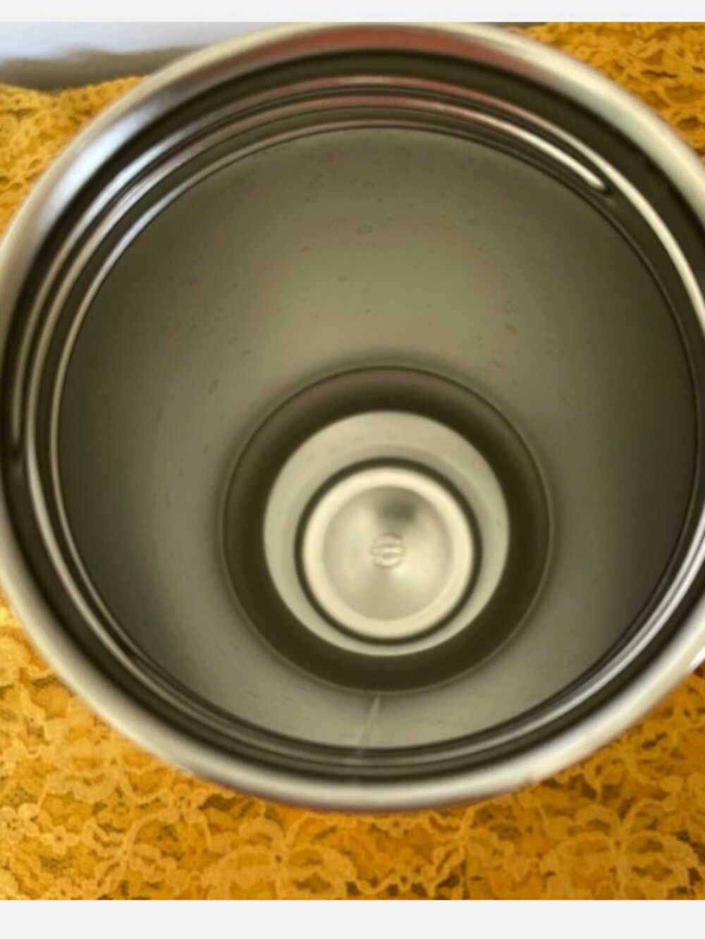 Stanley Tumbler 40 oz - Picture 3 of 11